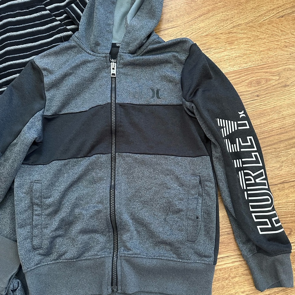 Boy’s Lot HURLEY & Volcom Size 8-10 Years - Picture 9 of 16